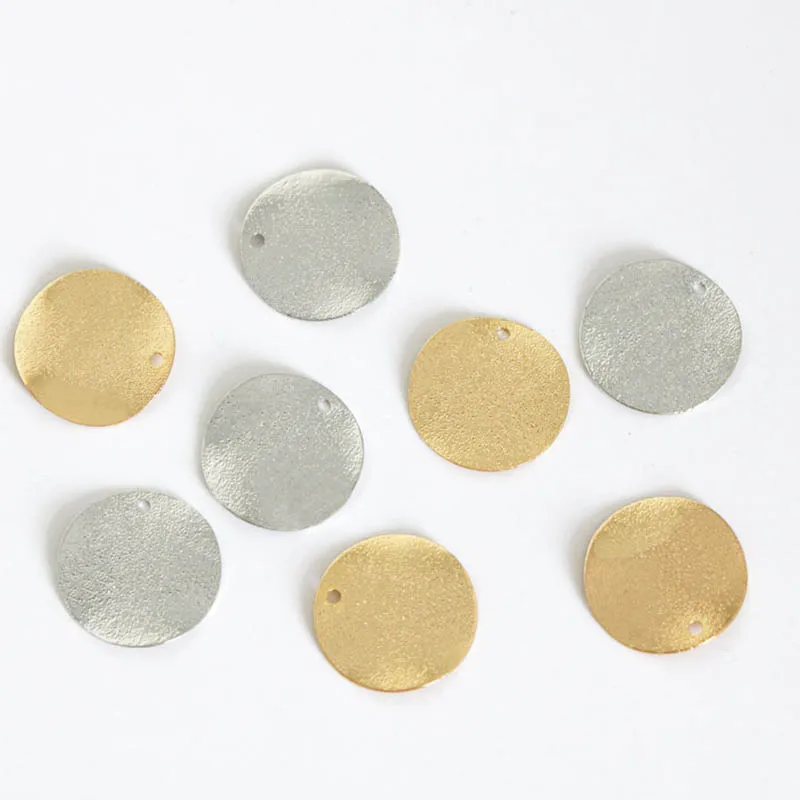 5pcs 16mm Rould Coin Charms Scrub Gold Silver Color Pendants for DIY Jewelry Making Handmade Earrings Bracelet Accessories
5pcs 16mm Rould Coin Charms Scrub Gold Silver Color Pendants for DIY Jewelry Making Handmade Earrings Bracelet Accessories