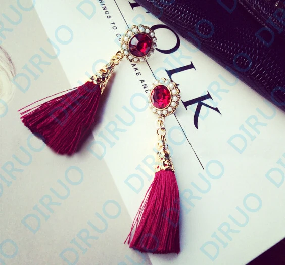 Fashion Vintage High Quality Brand Flower Tassel Dangle Water Earrings Oversize Long Earrings
Fashion Vintage High Quality Brand Flower Tassel Dangle Water Earrings Oversize Long Earrings