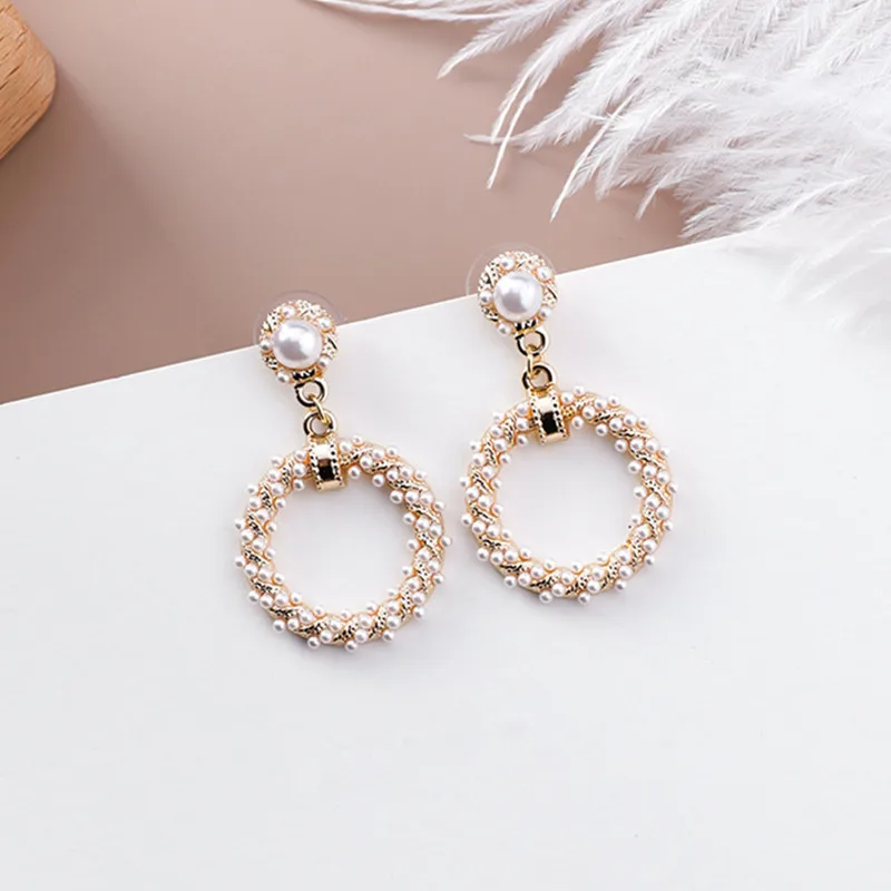 Vintage Full Simulated Pearl Fashion Round Circle Dangle Earrings New Statement Women Drop Pendientes Korean Jewelry EC1372
Vintage Full Simulated Pearl Fashion Round Circle Dangle Earrings New Statement Women Drop Pendientes Korean Jewelry EC1372