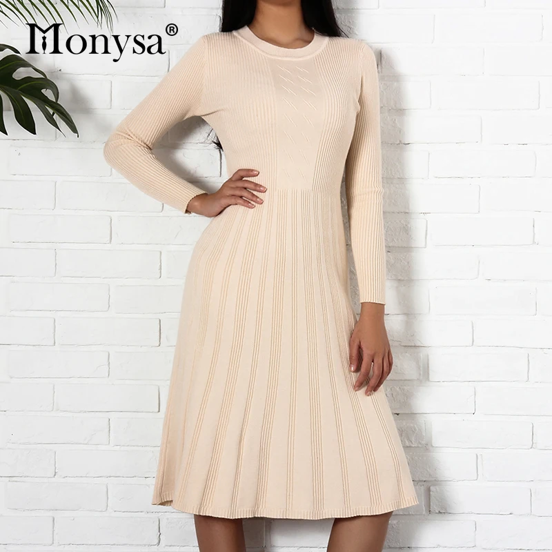 Casual Pleated Knitted Dress Women 2018 Winter Long Sleeve Midi Dresses Ladies Slim Fit Elegant Sweater Dress robe femme
Casual Pleated Knitted Dress Women 2018 Winter Long Sleeve Midi Dresses Ladies Slim Fit Elegant Sweater Dress robe femme