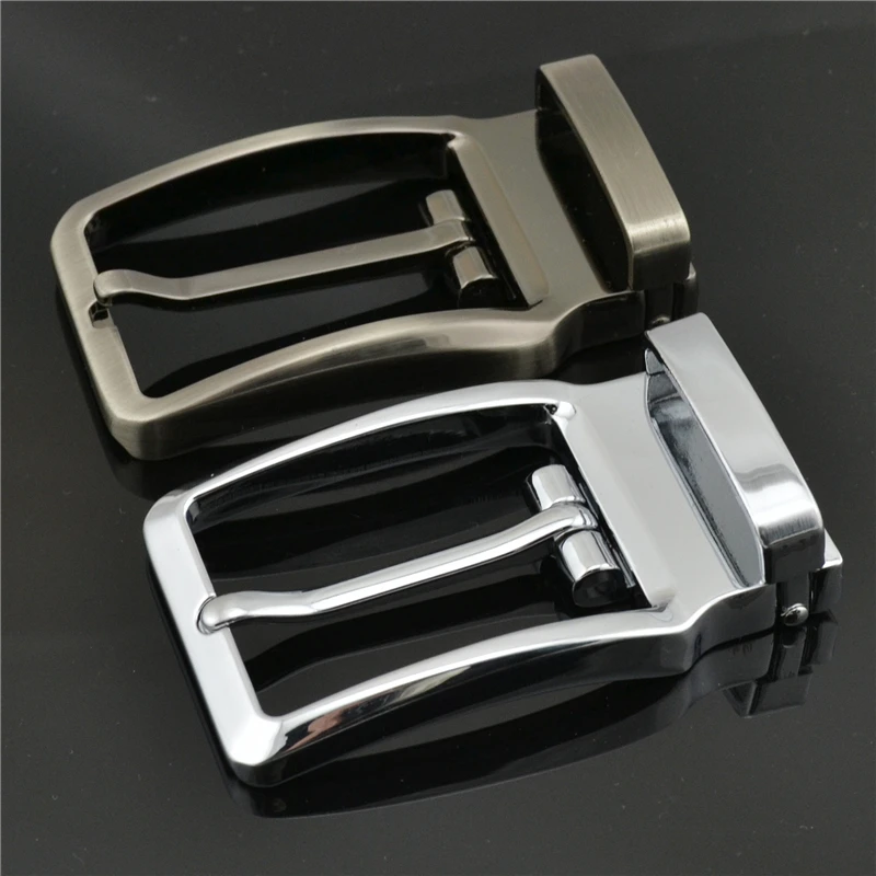 New Men's Pin Smooth buckle Belt No body Alloy material Golden silver Fit width 3.5cm Designer High quality Fashion brand Buckle
New Men's Pin Smooth buckle Belt No body Alloy material Golden silver Fit width 3.5cm Designer High quality Fashion brand Buckle