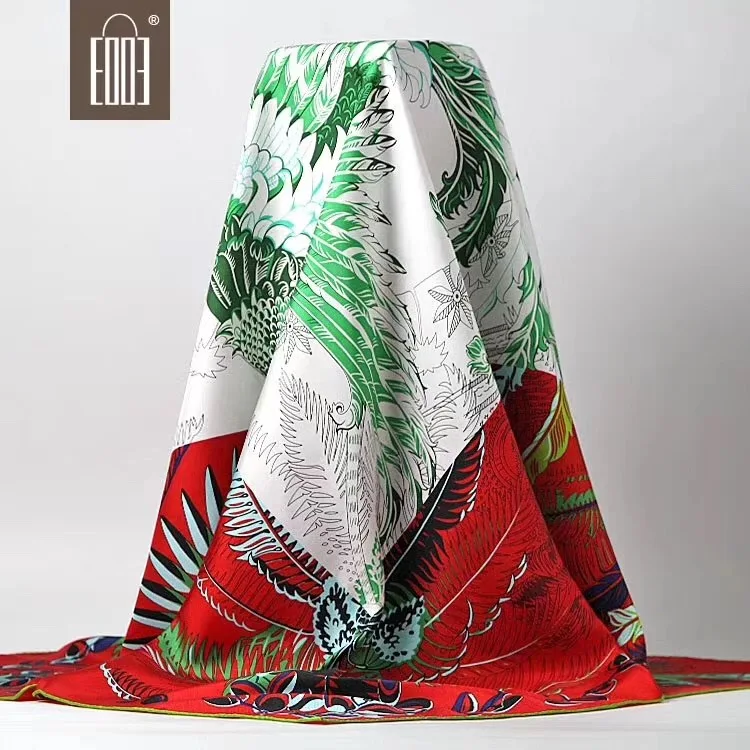 2018 new arrival autumn winter phoenix pattern print 135*135 cm big square scarf 100% silk twill hand made roll shawl wrap lady
2018 new arrival autumn winter phoenix pattern print 135*135 cm big square scarf 100% silk twill hand made roll shawl wrap lady