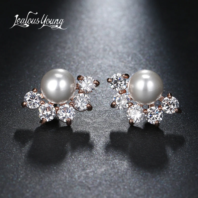2017 New Arrival Elegant Simulated Pearl Earrings With Five CZ Small Stud Earrings For Women Ear Studs Earings AE514
2017 New Arrival Elegant Simulated Pearl Earrings With Five CZ Small Stud Earrings For Women Ear Studs Earings AE514