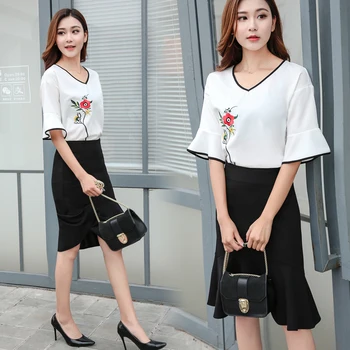 Women 2 Pcs Clothing Set European Fashion Summer New Chiffon Embroidery V-Neck Horn Sleeve Blouse Fishtail Skirt Female Outfit
Women 2 Pcs Clothing Set European Fashion Summer New Chiffon Embroidery V-Neck Horn Sleeve Blouse Fishtail Skirt Female Outfit