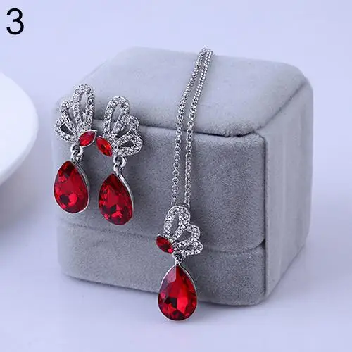 BLUELANS Women's Butterfly Rhinestone Crystal Pendant Necklace Drop Earrings Elegant Jewelry Set For Female Banquet Party Dating
BLUELANS Women's Butterfly Rhinestone Crystal Pendant Necklace Drop Earrings Elegant Jewelry Set For Female Banquet Party Dating