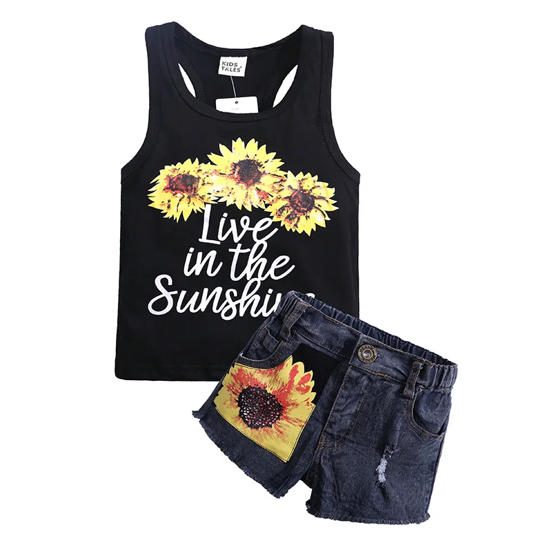Summer Street Wear For Girls Sleeveless T-shirt + Denim Shorts 2pcs Clothes Set Kids Vest Jeans Set Costumes Crianca Roupas
Summer Street Wear For Girls Sleeveless T-shirt + Denim Shorts 2pcs Clothes Set Kids Vest Jeans Set Costumes Crianca Roupas