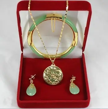 hot sell new - Fast SHIPPINGLatest ! Fashion jewelry green stone necklace pendants, earrings , bracelets Set (A0511)
hot sell new - Fast SHIPPINGLatest ! Fashion jewelry green stone necklace pendants, earrings , bracelets Set (A0511)