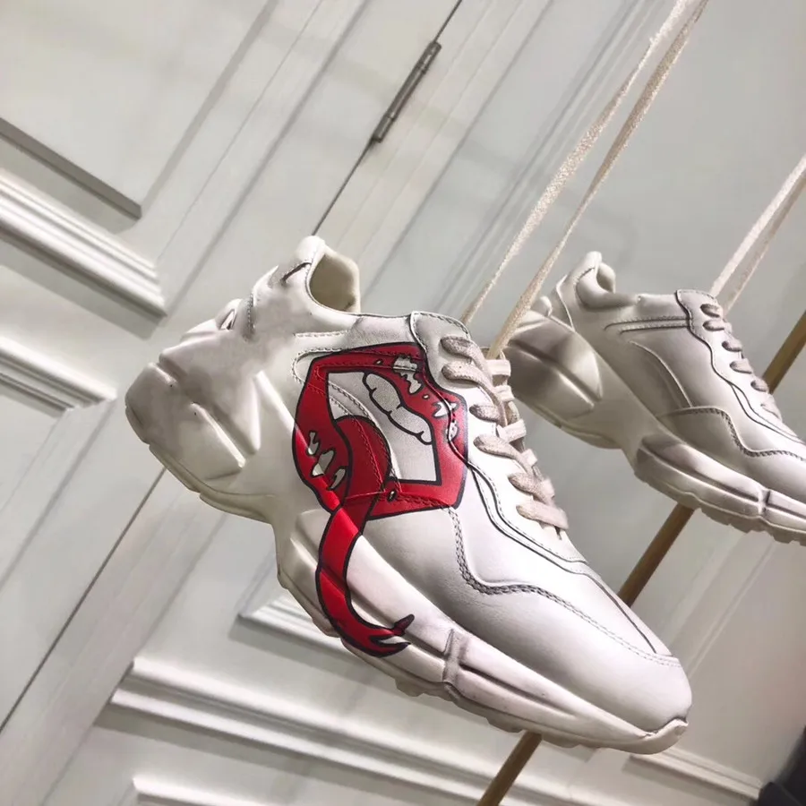 2019 New Summer Trainers Women White Casual Shoes Print Red Lips Shoes female White Lace up Sneakers for Outdoor Sport
2019 New Summer Trainers Women White Casual Shoes Print Red Lips Shoes female White Lace up Sneakers for Outdoor Sport