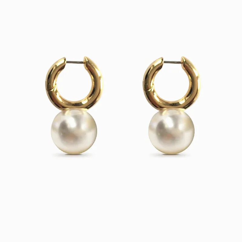 Chic Big Simulated Pearl Drop Earrings For Women Party Wedding Bojoux Jewelry Fashion 2019 New Simple Pendientes Gift
Chic Big Simulated Pearl Drop Earrings For Women Party Wedding Bojoux Jewelry Fashion 2019 New Simple Pendientes Gift