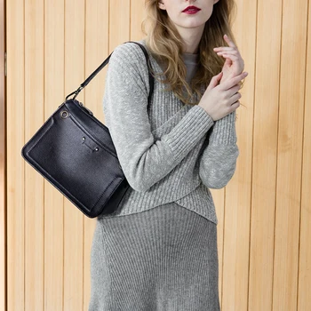 Genuine Leather Crossbody bags for women Fashion Shoulder Bag Small Luxury Handbags Purse School Bags Female Tote Messenger Bag
Genuine Leather Crossbody bags for women Fashion Shoulder Bag Small Luxury Handbags Purse School Bags Female Tote Messenger Bag