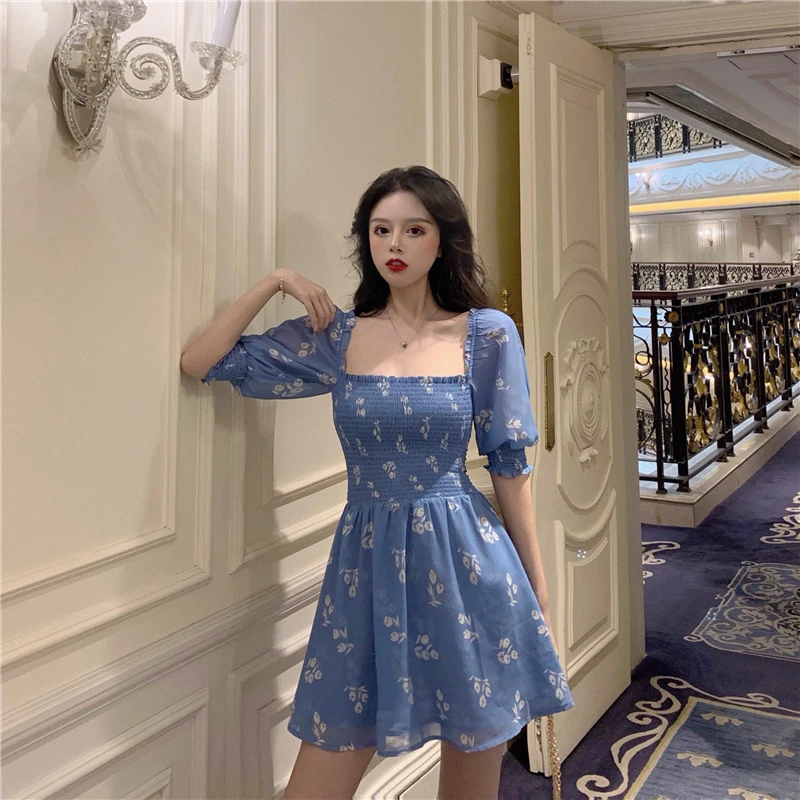 Vacation beach dress Elastic stretch flower print puff sleeve square collar summer new fashion brand Korean style vestidos modis
Vacation beach dress Elastic stretch flower print puff sleeve square collar summer new fashion brand Korean style vestidos modis
