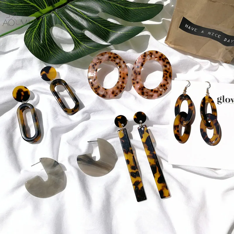 AOMU Korea Trendy Leopard Acrylic Acetate Rectangle Geometric Velvet Ball Resin Drop Earrings for Women Girl Jewelry Brincos
AOMU Korea Trendy Leopard Acrylic Acetate Rectangle Geometric Velvet Ball Resin Drop Earrings for Women Girl Jewelry Brincos