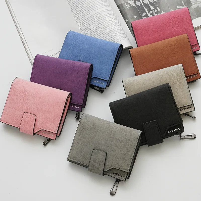 2018 Leather Women Wallet Hasp Small and Slim Coin Pocket Purse Women Wallets Cards Holders Luxury Brand Wallets Designer Purse
2018 Leather Women Wallet Hasp Small and Slim Coin Pocket Purse Women Wallets Cards Holders Luxury Brand Wallets Designer Purse
