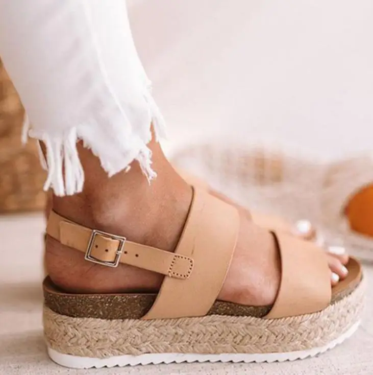 2019 summer explosion models muffin bottom fish mouth large size female sandals thick bottom straw beach shoes
2019 summer explosion models muffin bottom fish mouth large size female sandals thick bottom straw beach shoes