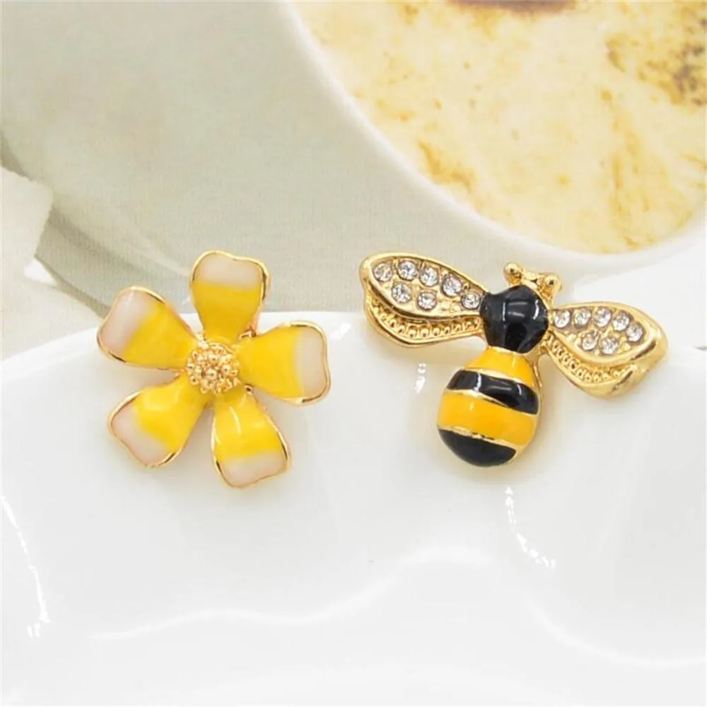 2019 New Fashion Women 's Honeycomb Asymmetric Pendant Ear Earrings Jewelry Brithday Gift
2019 New Fashion Women 's Honeycomb Asymmetric Pendant Ear Earrings Jewelry Brithday Gift