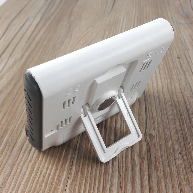 3879529053_1827246315