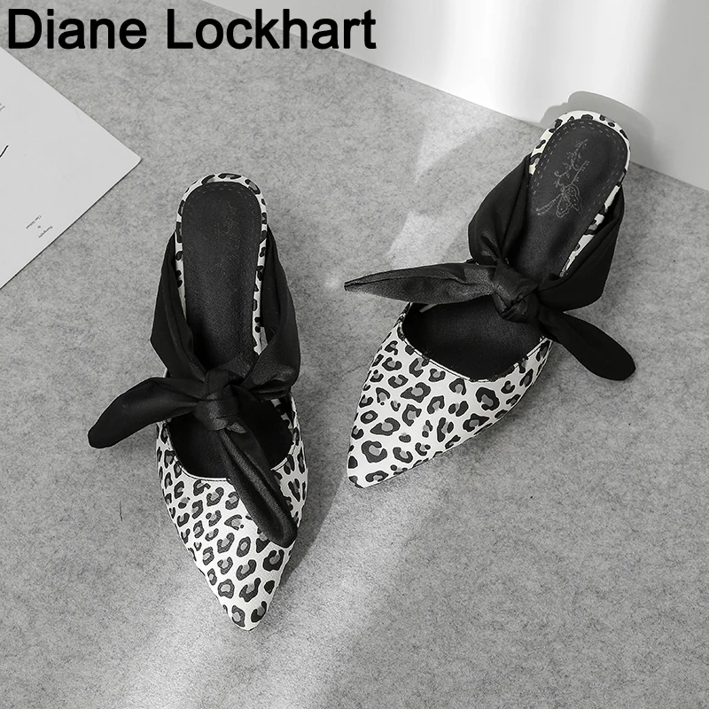 Woman Snake Print Pattern Sandals Bow-knot Thin Heels Ladies Summer Pointed Toe Outdoor Slippers Fashion Party Shoes Size 34-48
Woman Snake Print Pattern Sandals Bow-knot Thin Heels Ladies Summer Pointed Toe Outdoor Slippers Fashion Party Shoes Size 34-48