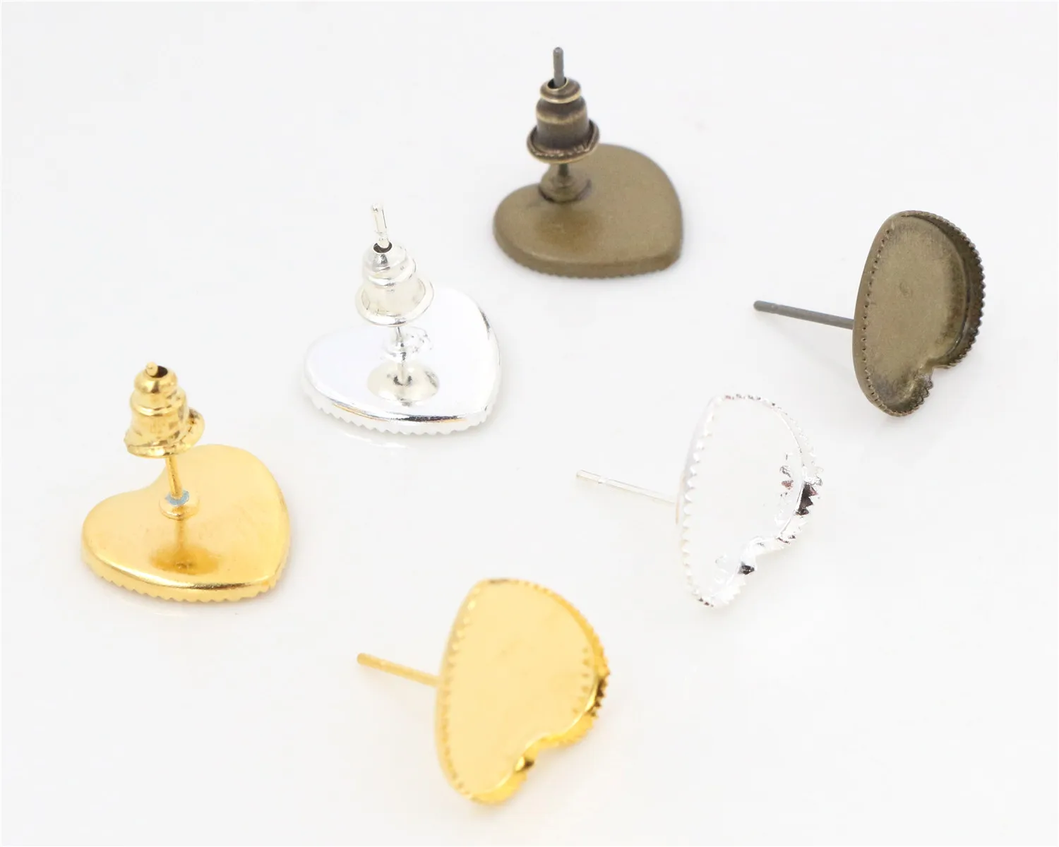 12mm 20pcs Silver And Bronze Gold Plated Heart Earring Studs,Earrings Blank/Base,Fit 12mm Glass Cabochons,Buttons;Earring Bezels 
12mm 20pcs Silver And Bronze Gold Plated Heart Earring Studs,Earrings Blank/Base,Fit 12mm Glass Cabochons,Buttons;Earring Bezels