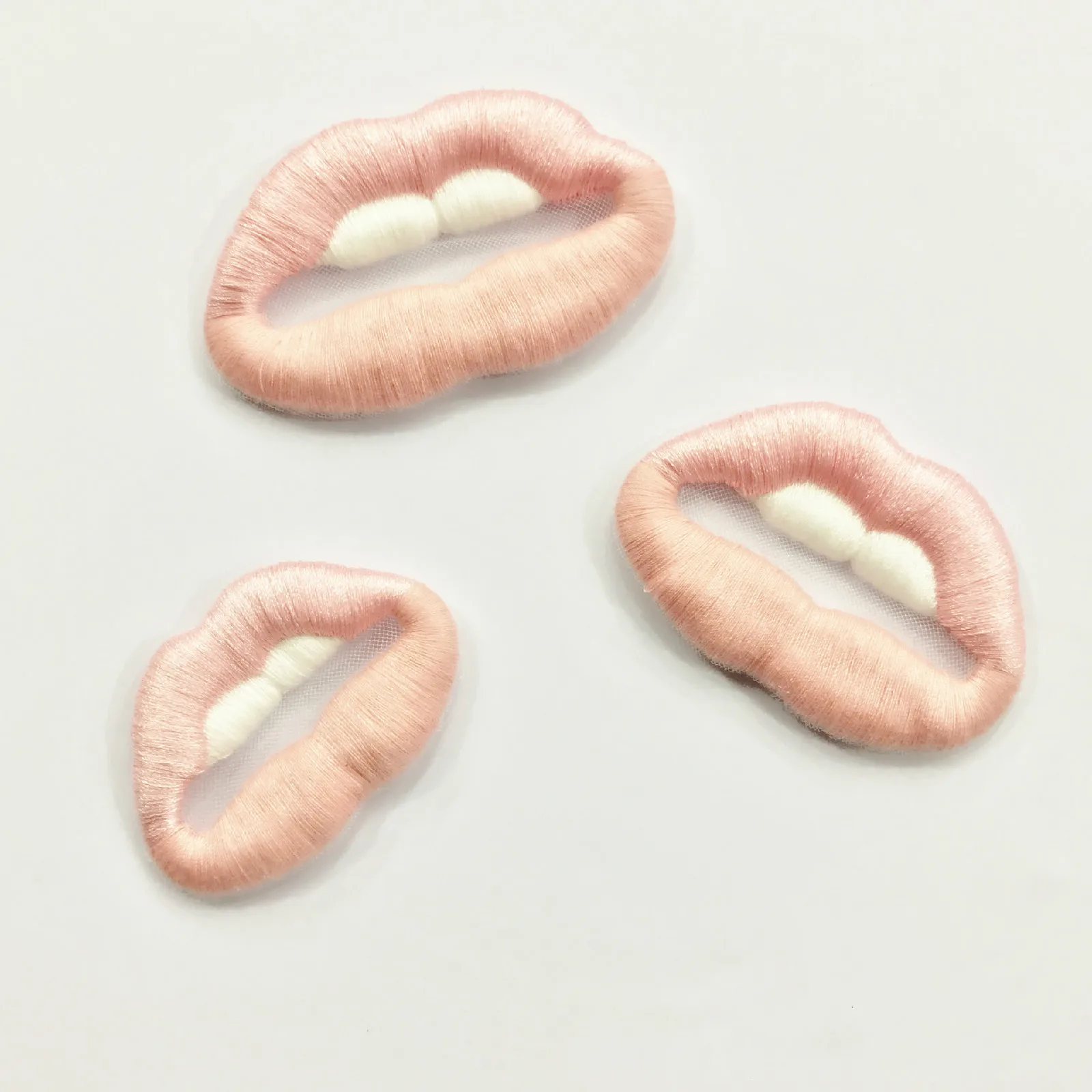 1Pcs Embroidered Cloth Sexy lips Patches Sew on Embroidery Stickers DIY Patch Clothing Badges Appliqued Badges
1Pcs Embroidered Cloth Sexy lips Patches Sew on Embroidery Stickers DIY Patch Clothing Badges Appliqued Badges