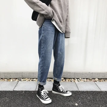 Spring new ins net red trousers men's port wind-falling broadlegged Korean version straight-barrel nine-cent jeans men's
Spring new ins net red trousers men's port wind-falling broadlegged Korean version straight-barrel nine-cent jeans men's