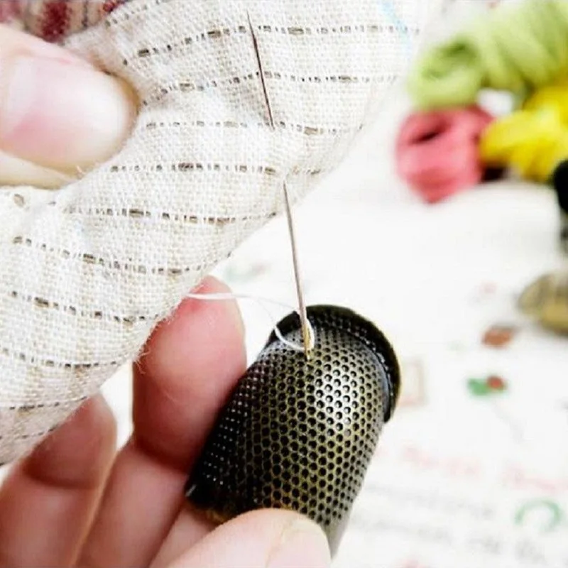 1Pcs S-M Copper Brass Thimble Retro Handworking Sewing Vintage Finger Protector Sewing Tools Accessories Craft Household DIY NEW
1Pcs S-M Copper Brass Thimble Retro Handworking Sewing Vintage Finger Protector Sewing Tools Accessories Craft Household DIY NEW
