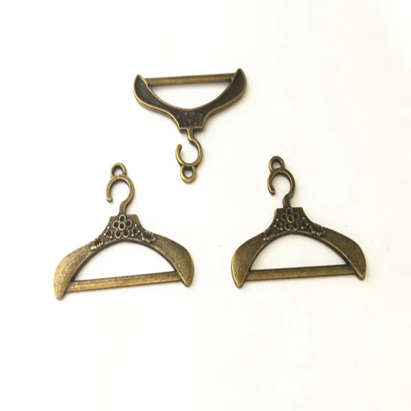 29mmx38mm Antique Bronze Hangers Pendant Necklace Pendant DIY Vintage Mini Charm Connector Accessories 5Pcs/Lot
29mmx38mm Antique Bronze Hangers Pendant Necklace Pendant DIY Vintage Mini Charm Connector Accessories 5Pcs/Lot