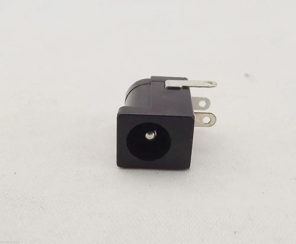 10 шт. Разъем 5,5x2,1 мм Женский DC источник питания 3Pin баррель-тип PCB Панель Крепление
10 шт. Разъем 5,5x2,1 мм Женский DC источник питания 3Pin баррель-тип PCB Панель Крепление