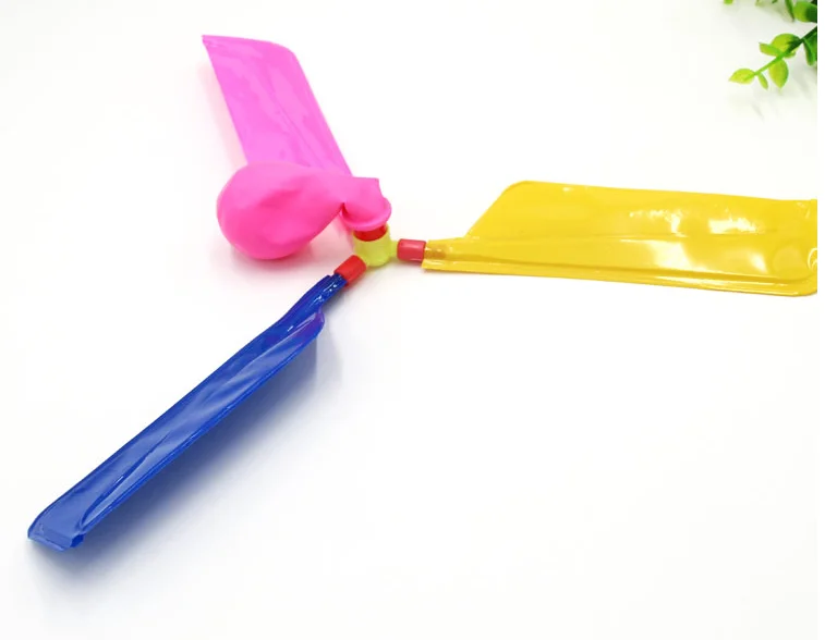 5PCS Traditional Classic Balloon Helicopter Kids Party Bag Filler Flying Toy Child Event & Party Supplies
5PCS Traditional Classic Balloon Helicopter Kids Party Bag Filler Flying Toy Child Event & Party Supplies