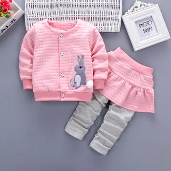 Baby girl Clothing Set spring and autumn 0-2 Y baby girls clothes new children's cotton Top coat + pants two piece clothing suit
Baby girl Clothing Set spring and autumn 0-2 Y baby girls clothes new children's cotton Top coat + pants two piece clothing suit