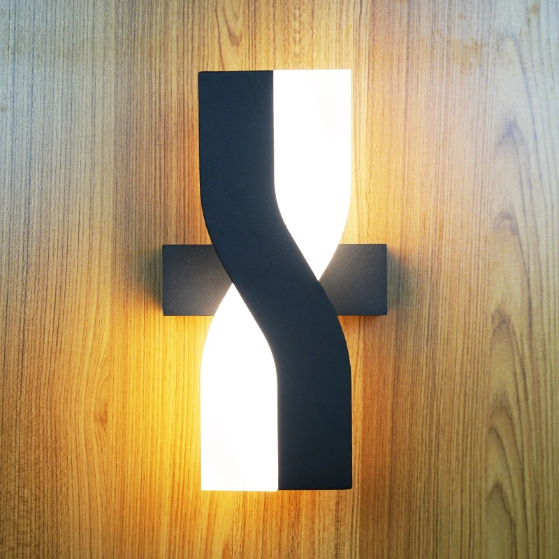 Nordic Rotation LED Sensor Wall Light Modern Indoor Wall Lamp Industrial Lights & Lighting Stairs Bed Room Study Foyer Lamp
Nordic Rotation LED Sensor Wall Light Modern Indoor Wall Lamp Industrial Lights & Lighting Stairs Bed Room Study Foyer Lamp