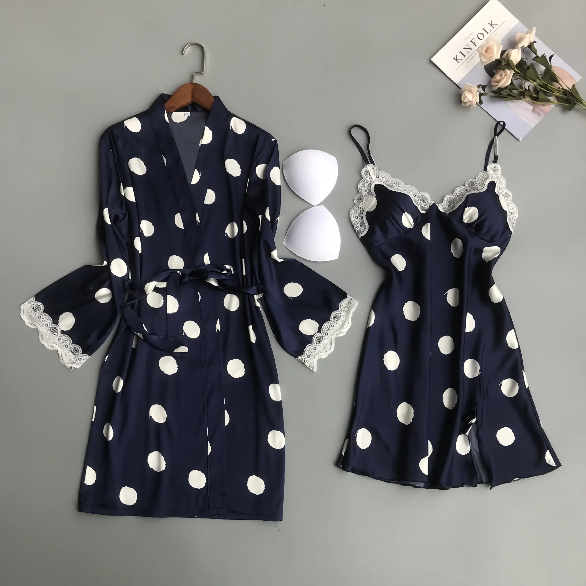 BZEL Women's Robe 2PCS Sexy Lace Gown Sets Polka Dot Female Sleepweaar Lovely Bathrobe For Women Cosy Bathrobe Silk Satin Pyjama
BZEL Women's Robe 2PCS Sexy Lace Gown Sets Polka Dot Female Sleepweaar Lovely Bathrobe For Women Cosy Bathrobe Silk Satin Pyjama