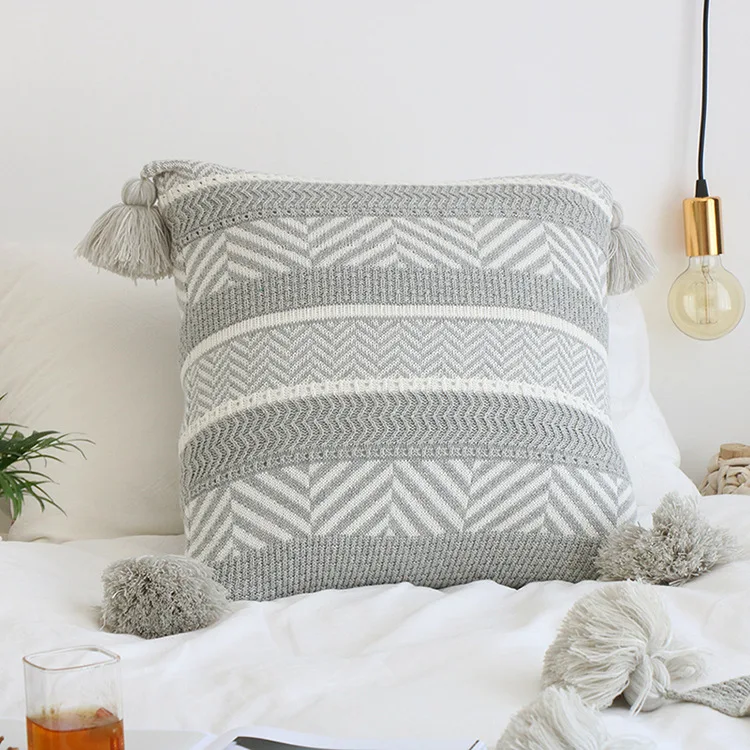 45*45cm Cotton jacquard knitted cushion cover pillowcase grey geometric pattern pillow cover tassel backrest soft accessories
45*45cm Cotton jacquard knitted cushion cover pillowcase grey geometric pattern pillow cover tassel backrest soft accessories