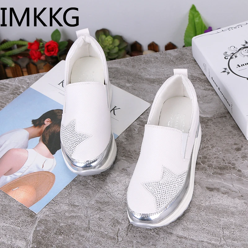 Autumn 2019 Comfort Creepers Bling Loafers Silver Platform Shoes Woman Slip On Swing Women Flats Shoes F90240
Autumn 2019 Comfort Creepers Bling Loafers Silver Platform Shoes Woman Slip On Swing Women Flats Shoes F90240