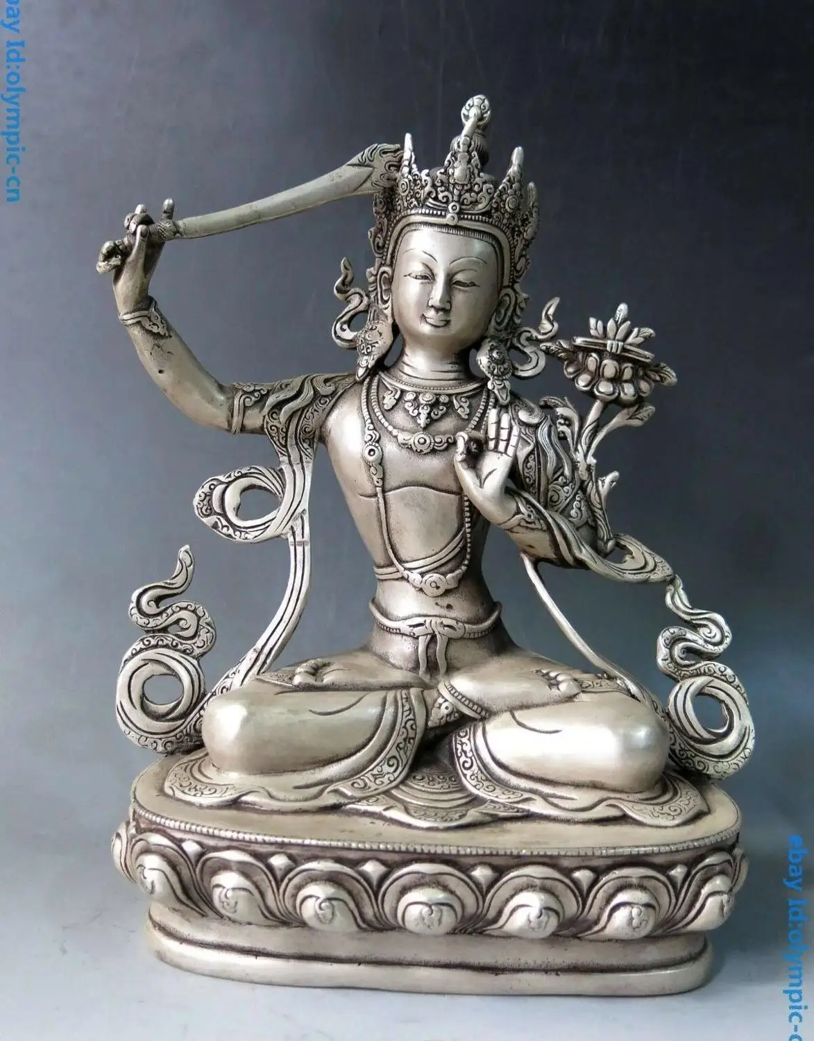 11 "Китайский серебряный резная буддизм Кван-Инь Manjusri статуя Будды Бодхисаттва
11 "Китайский серебряный резная буддизм Кван-Инь Manjusri статуя Будды Бодхисаттва