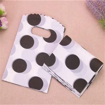 2017 New Design High Quality Wholesale 50pcs/lot 9*15cm White Small Plasitc Gift Packaging Bags With Black Dot
2017 New Design High Quality Wholesale 50pcs/lot 9*15cm White Small Plasitc Gift Packaging Bags With Black Dot
