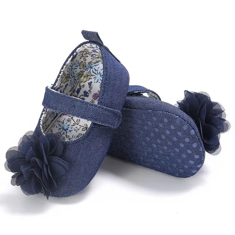 Cute Blue Autumn Princess Flower Kids Girls Anti-skid Cotton Children Shallow First Walkers Baby Shoes
Cute Blue Autumn Princess Flower Kids Girls Anti-skid Cotton Children Shallow First Walkers Baby Shoes