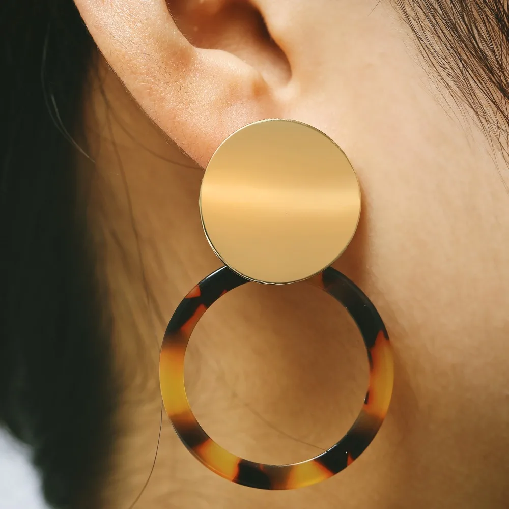 15 Style Fashion Korean Statement Leopard Large Acrylic Round Drop Earrings for Women Gold Long Vintage Bohemian Dangle Earring
15 Style Fashion Korean Statement Leopard Large Acrylic Round Drop Earrings for Women Gold Long Vintage Bohemian Dangle Earring