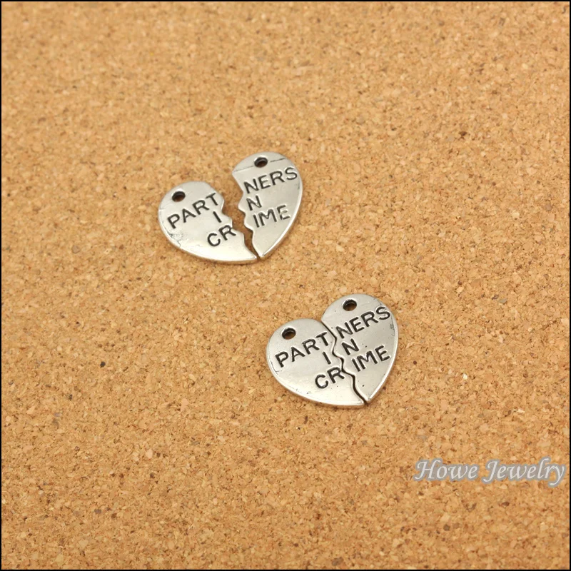 50 pair New Style Fashion couple Broken love Heart pendant Tibetan silver Fit Necklace DIY Metal Jewelry Findings 20054
50 pair New Style Fashion couple Broken love Heart pendant Tibetan silver Fit Necklace DIY Metal Jewelry Findings 20054