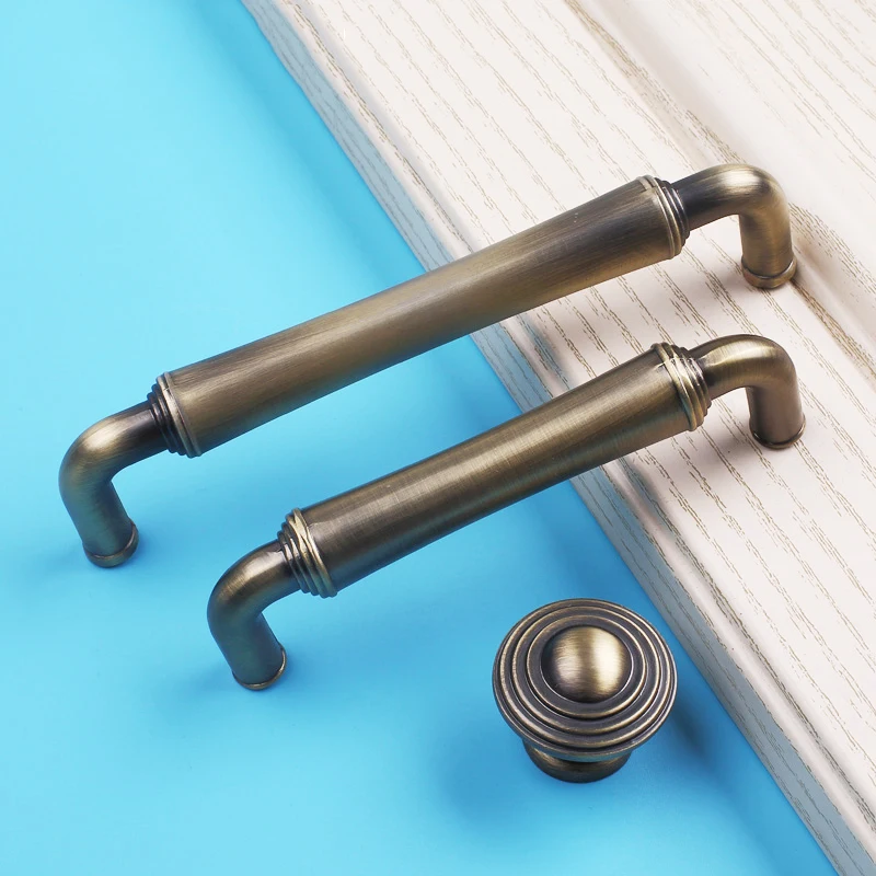 Antique Furniture Handles Door Handles Vintage Handles for Kitchen Cupboards Cabinet Knobs and Handles Drawer Pulls
Antique Furniture Handles Door Handles Vintage Handles for Kitchen Cupboards Cabinet Knobs and Handles Drawer Pulls