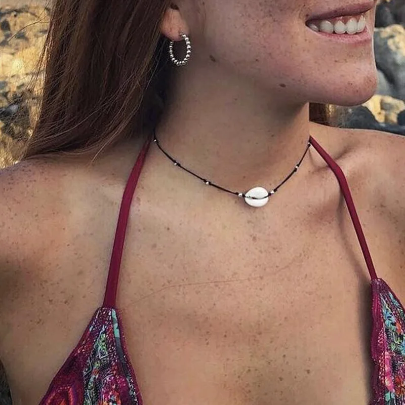 hot 2018 Conch Havaiian Sea Shell Choker Shell Pendants Necklace Beach Women Natural Shell Jewelry black Chain Chokers T
hot 2018 Conch Havaiian Sea Shell Choker Shell Pendants Necklace Beach Women Natural Shell Jewelry black Chain Chokers T