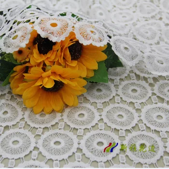 2017 High Quality African Embroidered Lace Fabric For Sewing/White French Lace Fabric/Nigerian Wedding Dress Gown Lace Fabric
2017 High Quality African Embroidered Lace Fabric For Sewing/White French Lace Fabric/Nigerian Wedding Dress Gown Lace Fabric