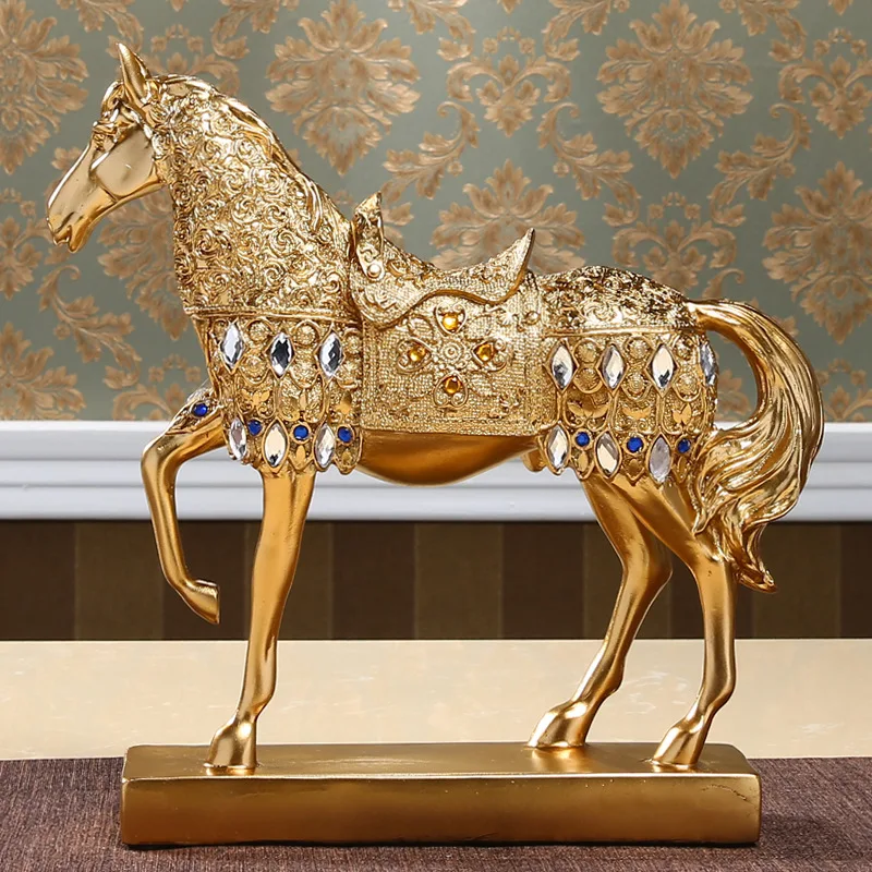European Creative Gold and Silver Warhorse Decoration Living Room Decoration Model Room Hotel Opening Gift
European Creative Gold and Silver Warhorse Decoration Living Room Decoration Model Room Hotel Opening Gift