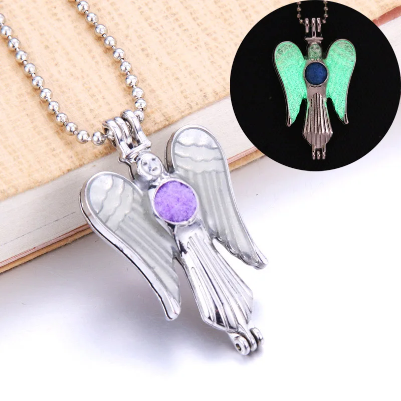 6pcs Aromatherapy Diffuser Necklace Essential Oil Perfume Glow in the Dark Pendant Necklace Luminous Necklace Jewelry For Women
6pcs Aromatherapy Diffuser Necklace Essential Oil Perfume Glow in the Dark Pendant Necklace Luminous Necklace Jewelry For Women