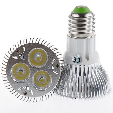 Par20 LED Spotlight Bulb 3*3W 9W 85-265V Cool White Warm White High Power Par 20 LED Spot Lamp For Home Decoration
Par20 LED Spotlight Bulb 3*3W 9W 85-265V Cool White Warm White High Power Par 20 LED Spot Lamp For Home Decoration