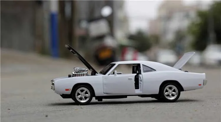 The Fast And The Furious Dodge Charger Alloy Cars Models Free Shipping Kids Toys Wholesale Four Color Metal Classical Cars
The Fast And The Furious Dodge Charger Alloy Cars Models Free Shipping Kids Toys Wholesale Four Color Metal Classical Cars