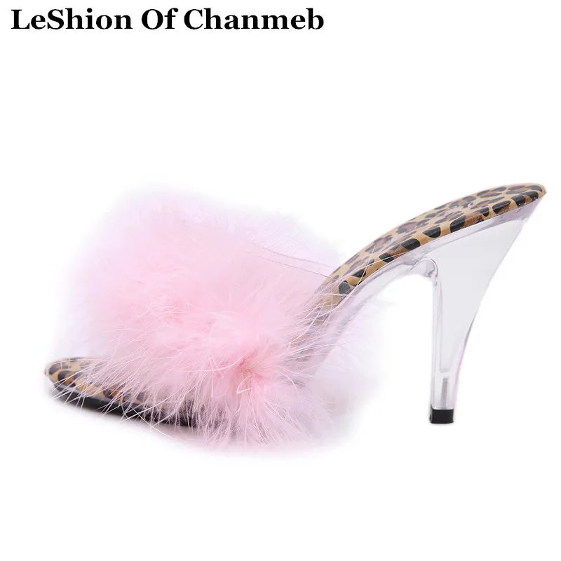 2019 fashion clear heels real fur slides women's larger size 44 peep toe outside indoor slippers sandalias de verano para mujer
2019 fashion clear heels real fur slides women's larger size 44 peep toe outside indoor slippers sandalias de verano para mujer