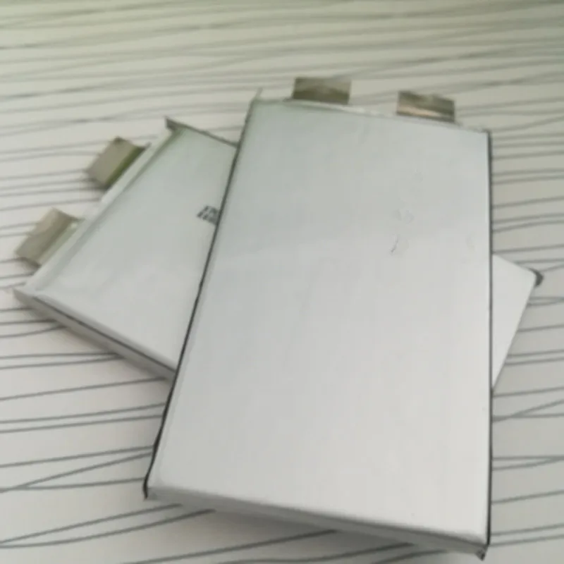 2pcs Original lifepo4 10000mah battery cell 10ah 3.2V battery 3.2v 30A long tabs lugs for battery
2pcs Original lifepo4 10000mah battery cell 10ah 3.2V battery 3.2v 30A long tabs lugs for battery