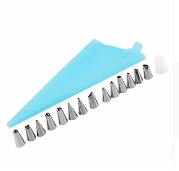 Practical 16Pcs/set DIY 31cm Length Silicone Ice Piping Cream Pastry Bag c ake Decorating Squeeze Cream c ake Baking Tools
Practical 16Pcs/set DIY 31cm Length Silicone Ice Piping Cream Pastry Bag c ake Decorating Squeeze Cream c ake Baking Tools