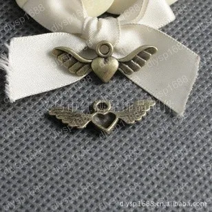 200pcs/lot Zinc alloy bead Antique Bronze Plated Charms Pendants Fit Jewelry Necklace Findings 28*11MM Wing Shape JJA1062
200pcs/lot Zinc alloy bead Antique Bronze Plated Charms Pendants Fit Jewelry Necklace Findings 28*11MM Wing Shape JJA1062