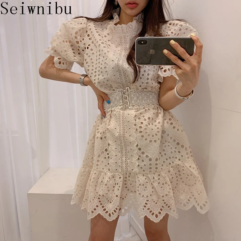Luxury Brand 2019 High Quality Women Dress Puff Sleeve Boho Lace Pattern Hollow Out Dress Vestidos Mini-dress Free belt
Luxury Brand 2019 High Quality Women Dress Puff Sleeve Boho Lace Pattern Hollow Out Dress Vestidos Mini-dress Free belt